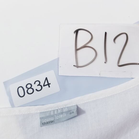 Laura Torelli Classic Bell Sleeves Crochet Embroidered Blouse - Picture 13 of 13